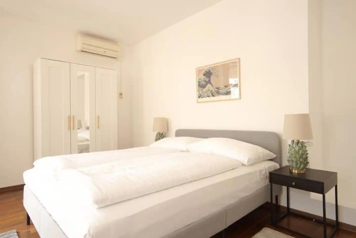 Authentic Austrian Flat In The South Of Vienna Lejlighed Modling Eksteriør billede