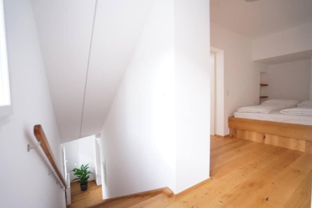 Authentic Austrian Flat In The South Of Vienna Lejlighed Modling Eksteriør billede